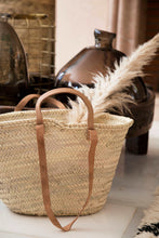 Load image into Gallery viewer, Straw Bag with Double Leather Handle Design
